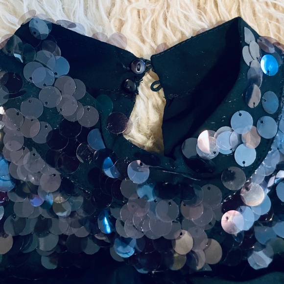 1960s-Style Black Sequin A-Line Minidress with Oversized Matching Bow - Picture 4 of 6